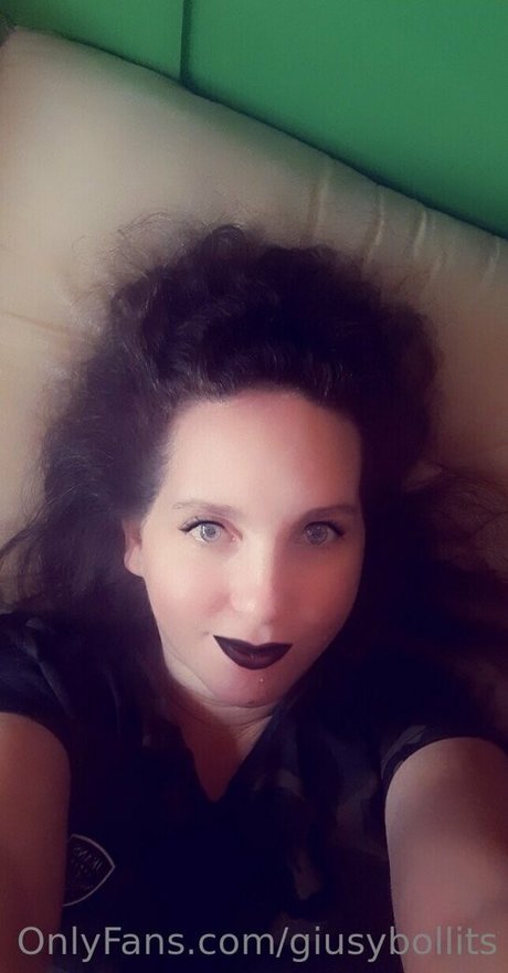 only queen84 model images