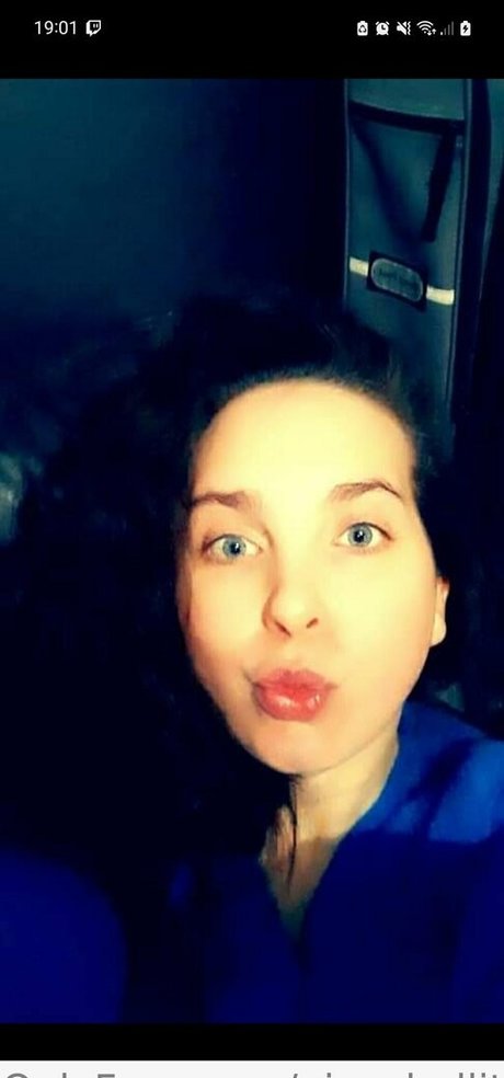 only queen84 top pornstar photo