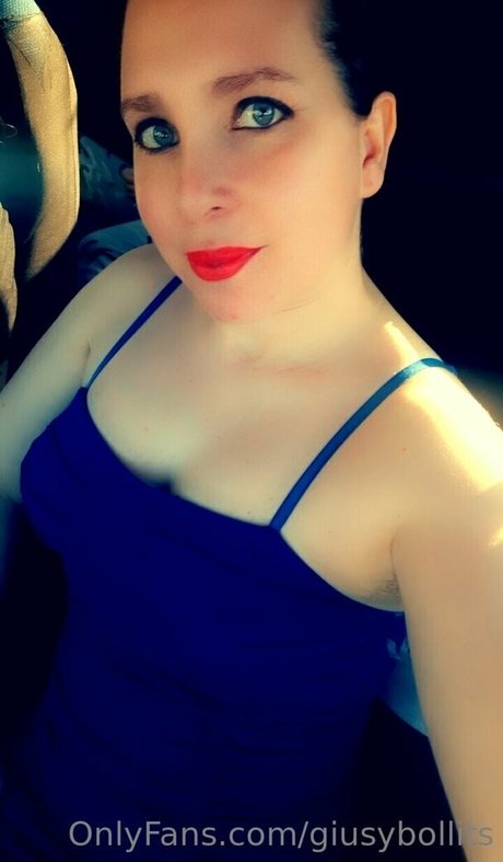 only queen84 perfect actress photos