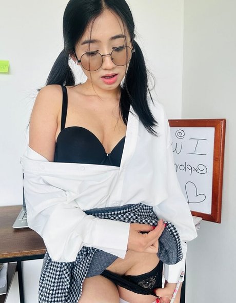 lovely zoe erotic star photos