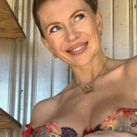 HotForWords actress photo