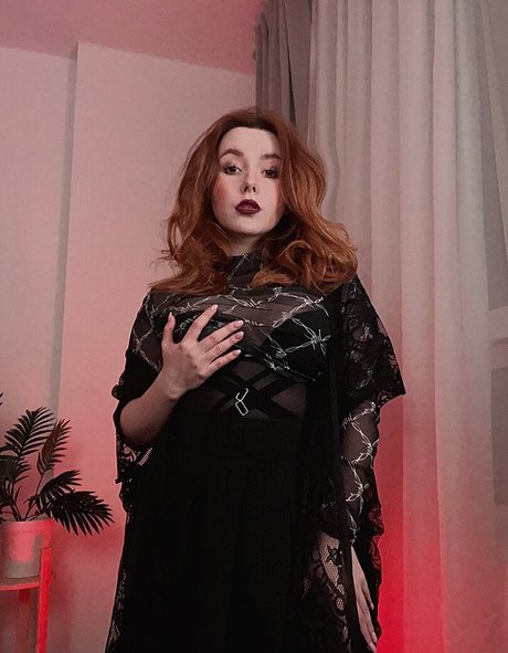 Rootyasha nice pornstar pic