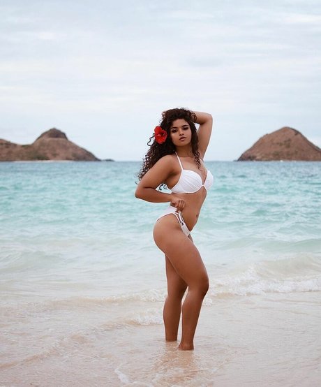 Chloe Alexander pornstar sexy pics