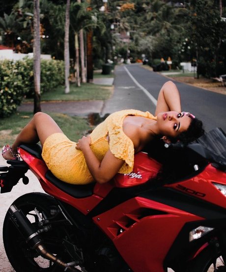 Chloe Alexander pornstar nude img