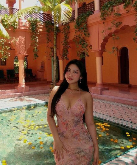 ashl xy adult model photo