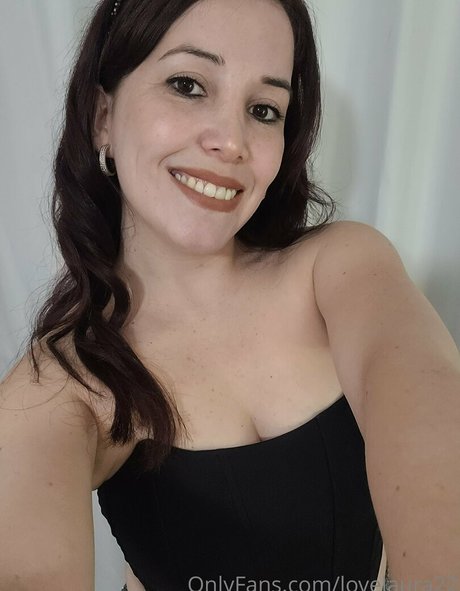 lovelaura22 star xxx galleries