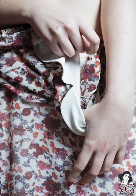 _karmina_ beautiful actress photos