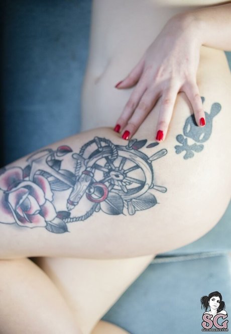 _karmina_ star hot picture