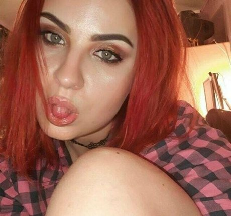 lustymommy adult model images