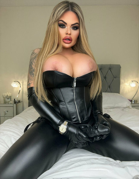 lexie vip x nude pornstar image