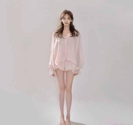 Solvely erotic actress images