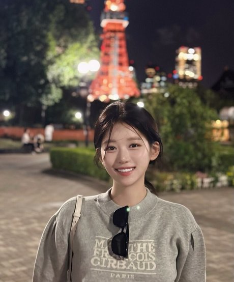 Solvely pornstar high quality pics