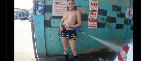 ShyGothExhib pornstar nude img