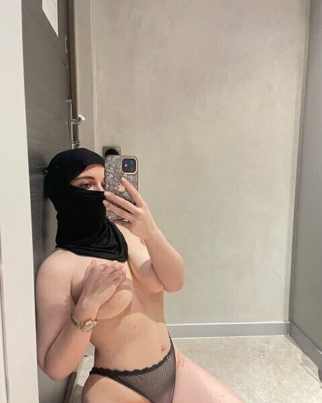 alexis stormi pornographic actress img