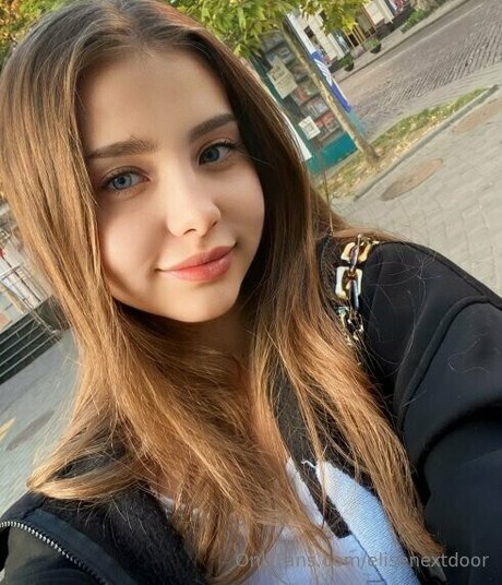 elisenextdoor nice pornstar gallery