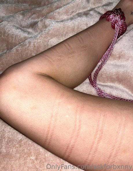 liliabxnny model nude picture