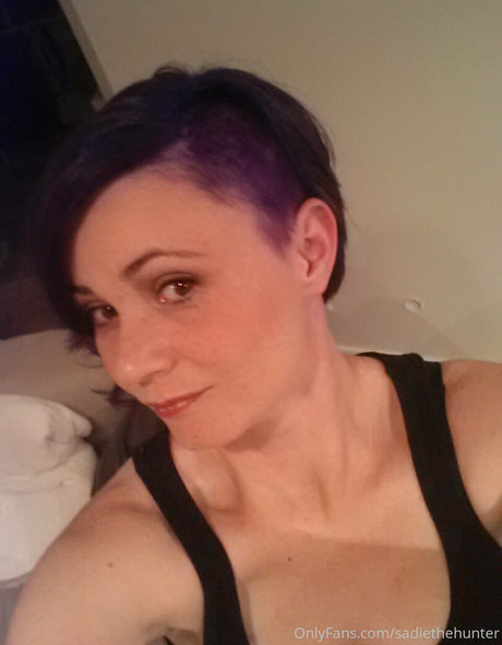 sadiethehunter model xxx image