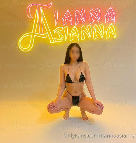 tiannaasianna nudes star photos