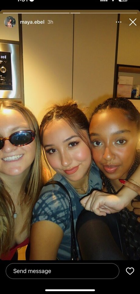 Maya Ebel porn model images