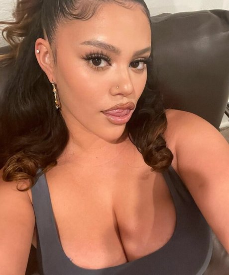 Onlygramztv hot pornstar pics