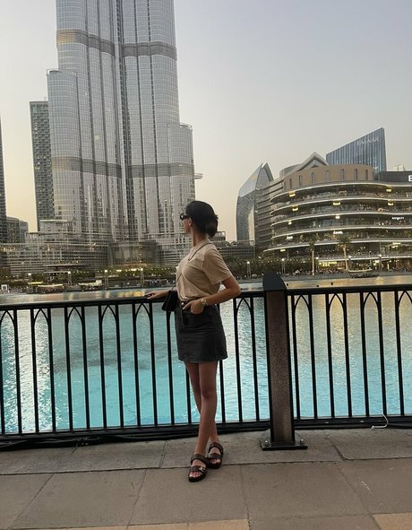 NoraExplorer xxx actress photos