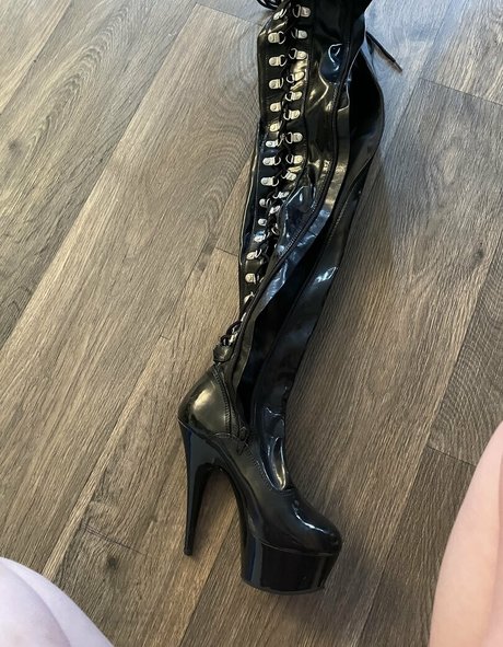 ginwoodsx pornstar xxx galleries