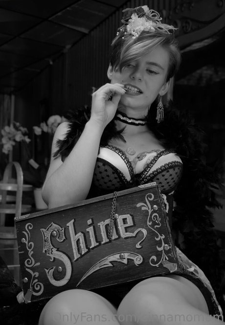 cinnamomum model sex img