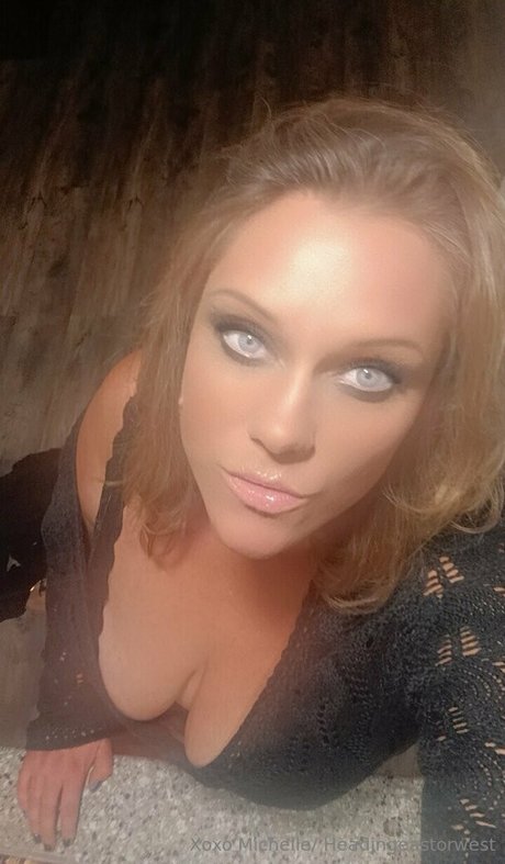 headingeastorwest sexy actress images