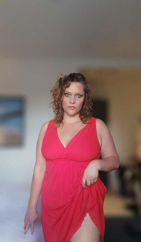 headingeastorwest star erotic image