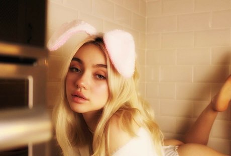 adelewilson__ beautiful pornstar pictures