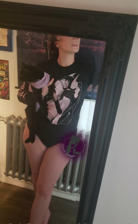 captivatingkaalia star hot picture