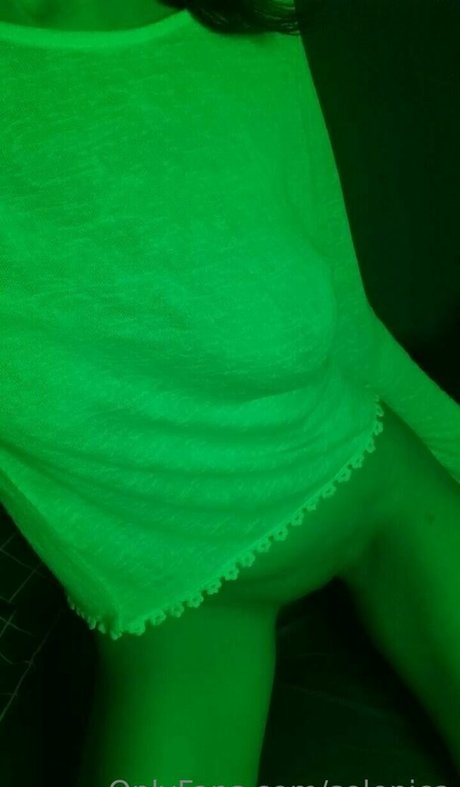 selenica nice actress image