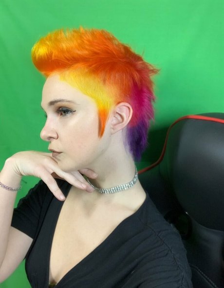 cherryfoxjk model erotic images