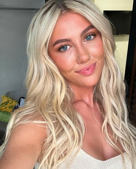 katiejenkinss_ model porn galleries