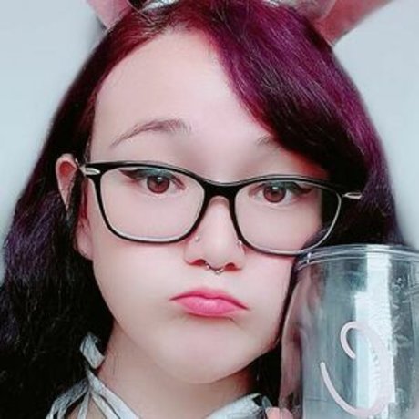 yuricosplayer model porn pictures