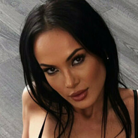 laraharts star high quality galleries