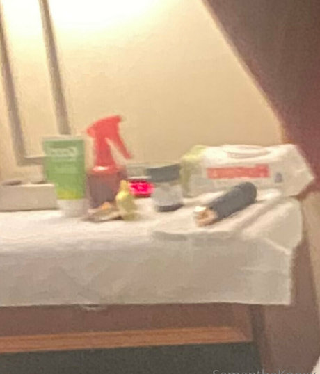 samanthaknoxxx naked model photos