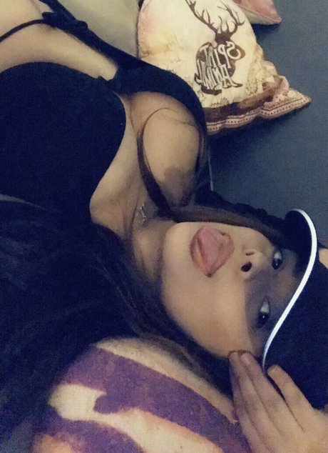 silllymel sex actress images