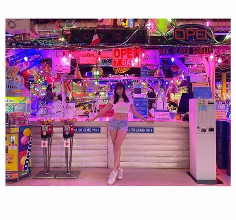 stepdaughter onlyfans xxx pics