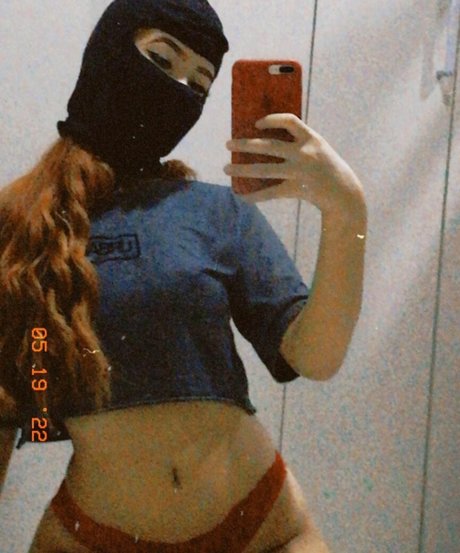 Nessa Olliver nude model galleries