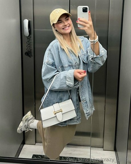 crazy splits model pretty gallery