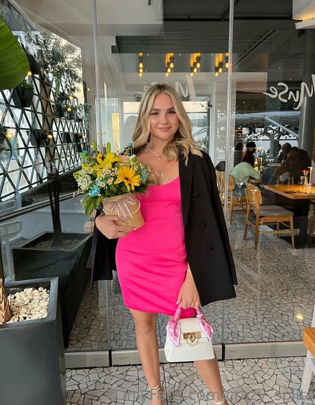 crazy splits nude star gallery