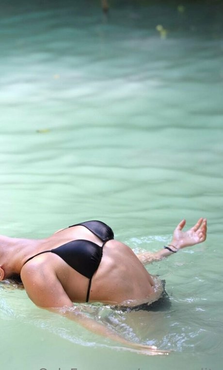 crazy splits nude pornstar galleries