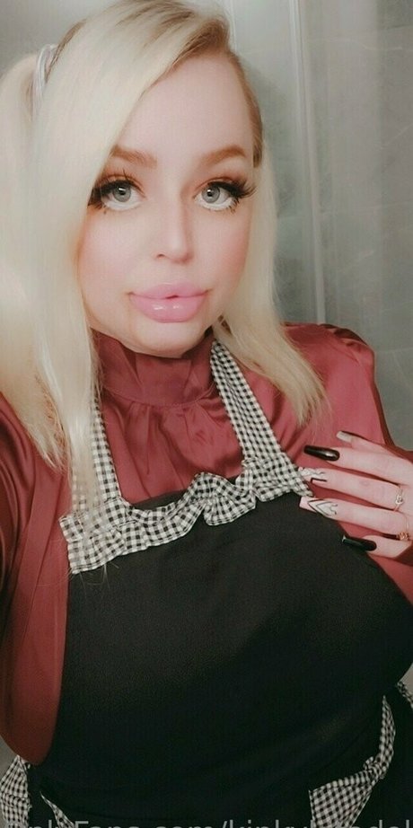 kinkykitadoll star naked image