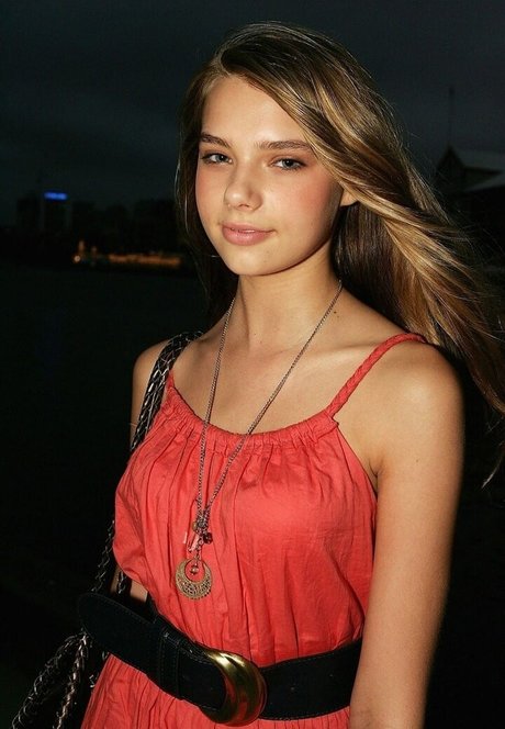 Indiana Evans top pornstar img