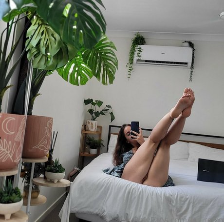 lanireixo pornstar art img