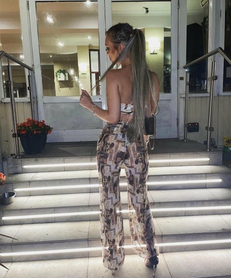 MissLolly exclusive model galleries