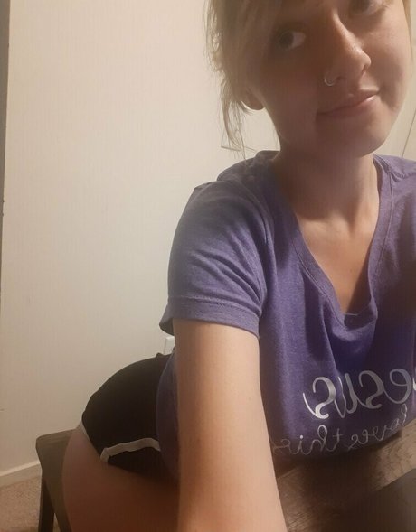 snowcakesxo art actress pics