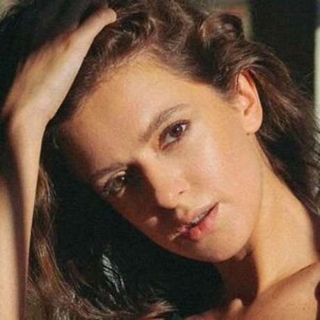 Paulien B star naked pics