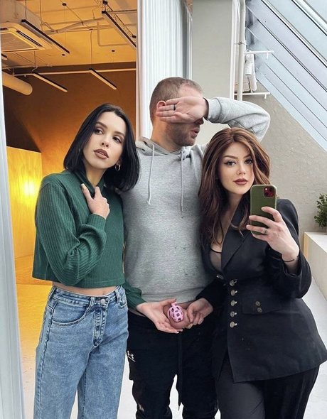 Liza briza nude actress picture